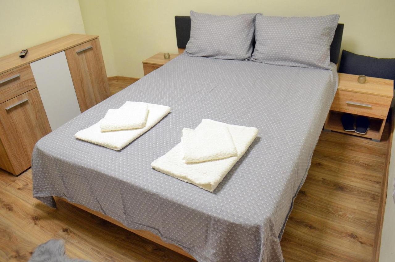 Private Apartment In The City Centre. Oradea Zewnętrze zdjęcie
